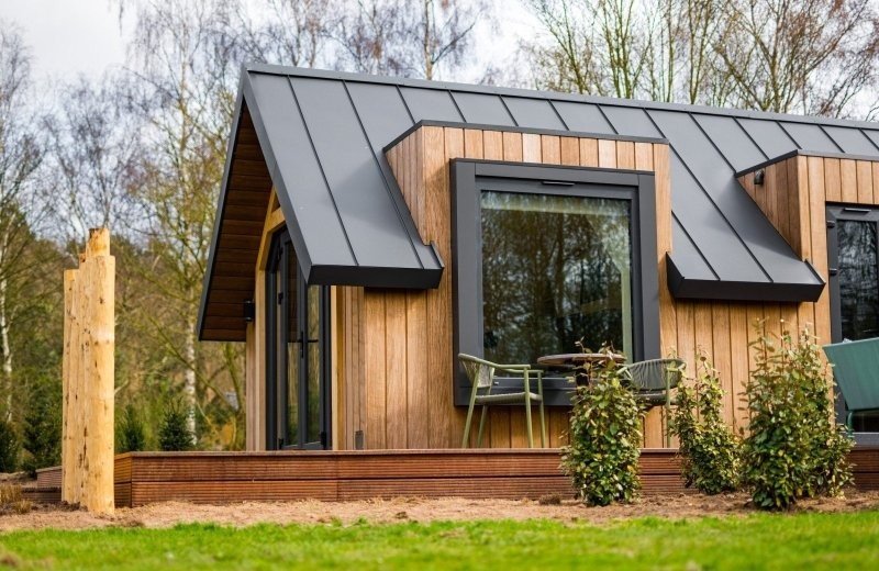 Wellness huisje friesland met terras